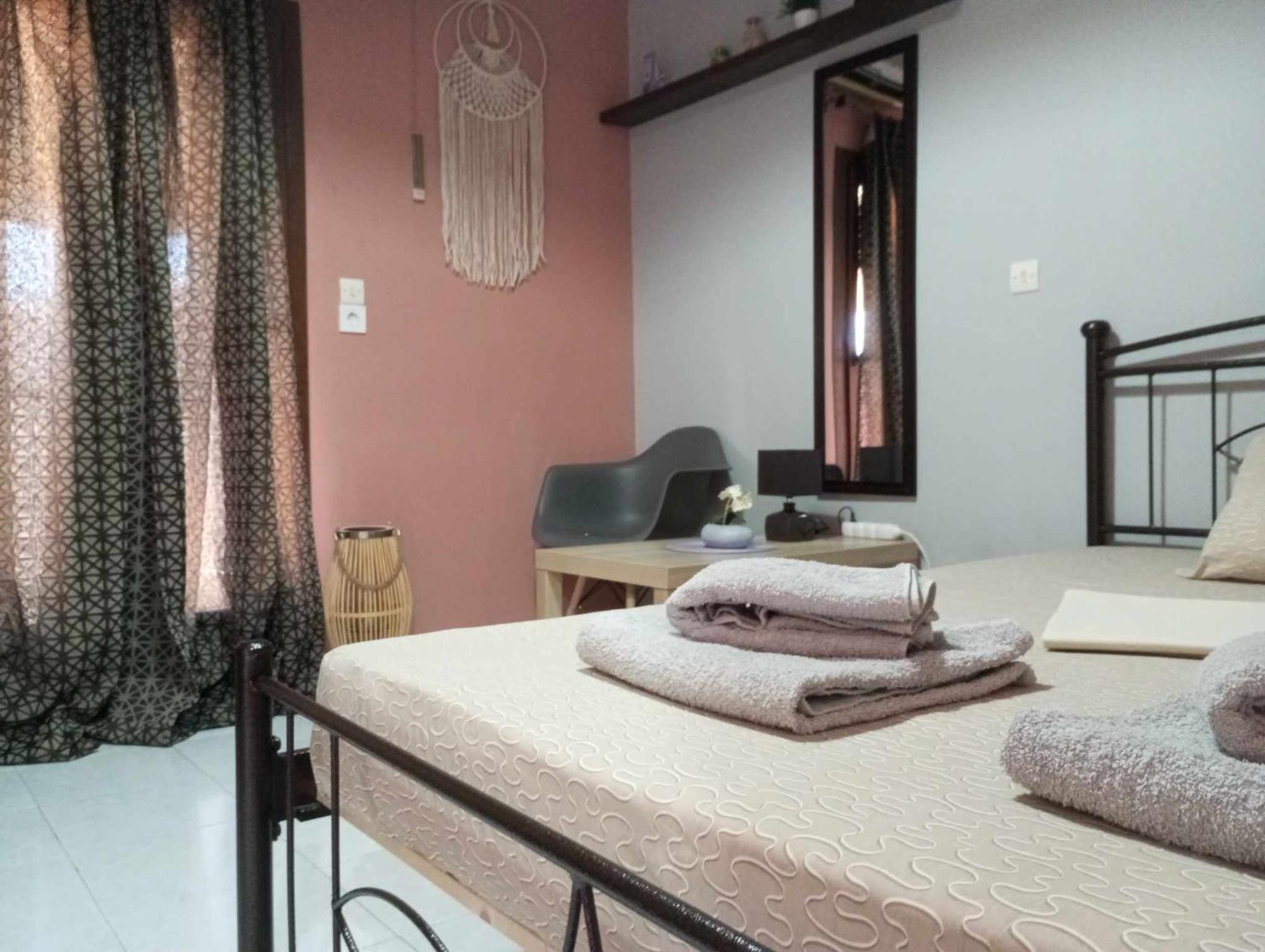 Cozy Studio Flat 1 Bedroom-Very Central Location Mytilíni Esterno foto